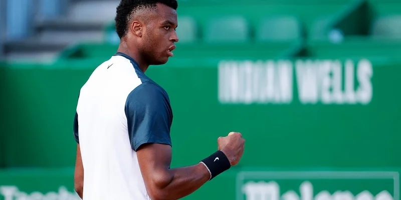 Хамад Медьедович - Джованни Мпетши-Перрикар