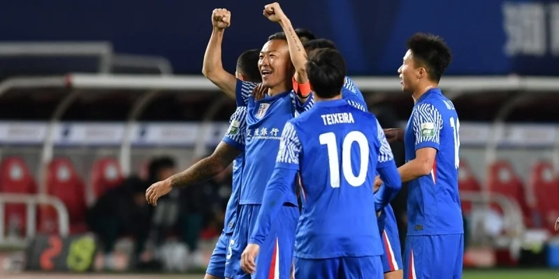 Шанхай Шэньхуа - Циндао