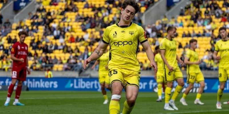 Веллингтон Феникс - Перт Глори Веллингтон Феникс - Перт Глори