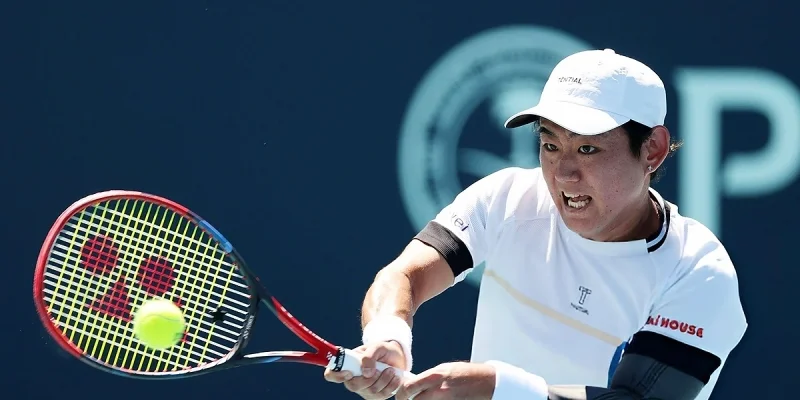 Йосихито Нисиока - Душан Лайович