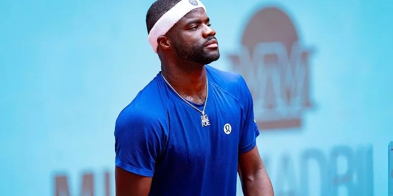 Себастьян Офнер - Фрэнсис Тиафо Себастьян Офнер - Фрэнсис Тиафо