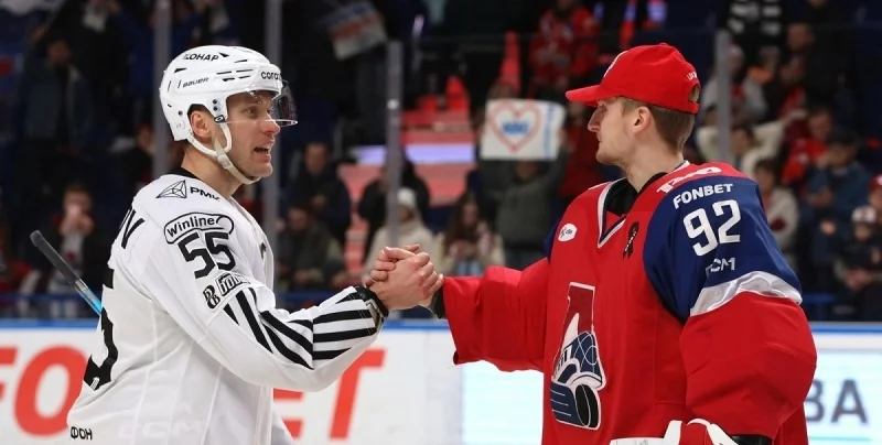 Локомотив - Трактор Локомотив - Трактор