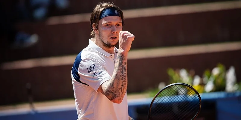 Джованни Мпетши-Перрикар - Александр Бублик