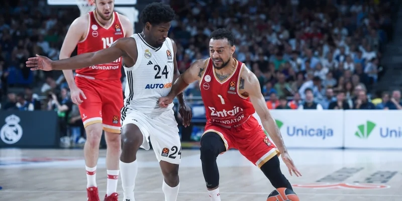 Олимпиакос - Монако