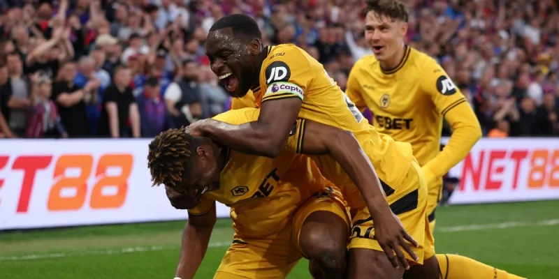 Вулверхэмптон - Брентфорд Вулверхэмптон - Брентфорд