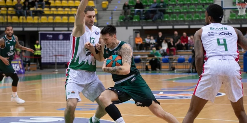 УНИКС - Локомотив-Кубань