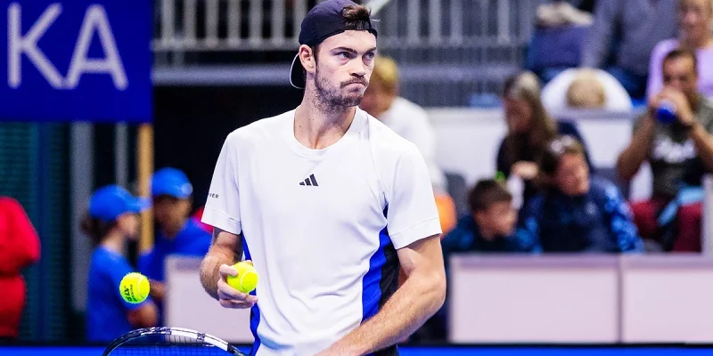 Максимилиан Мартерер - Адам Уолтон