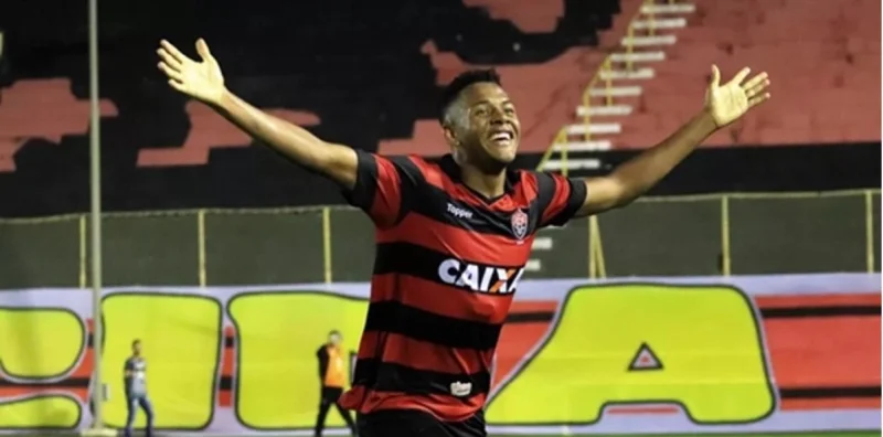 Универсидад Католика Кито - Витория Универсидад Католика Кито - Витория