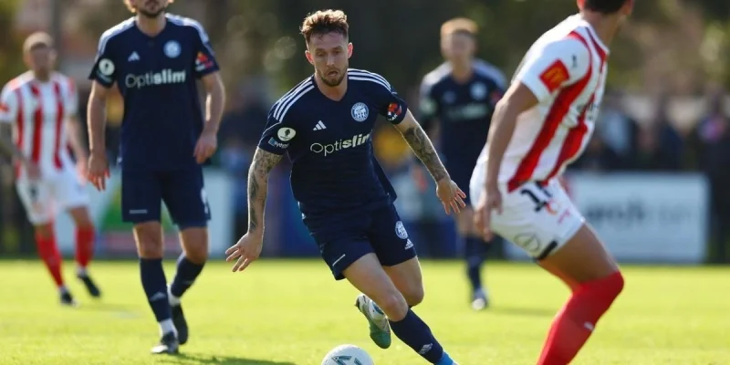 Окли Кэннонс - Мельбурн Виктори U21 Окли Кэннонс - Мельбурн Виктори U21