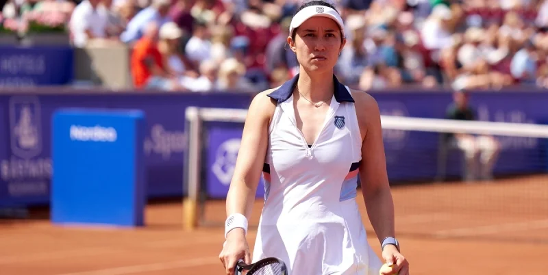 Луиза Чирико - Мона Бартель