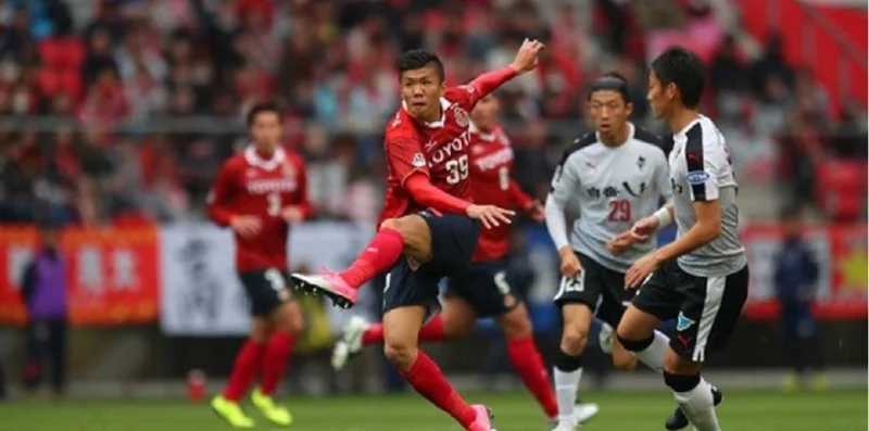 Кобе - Нагоя