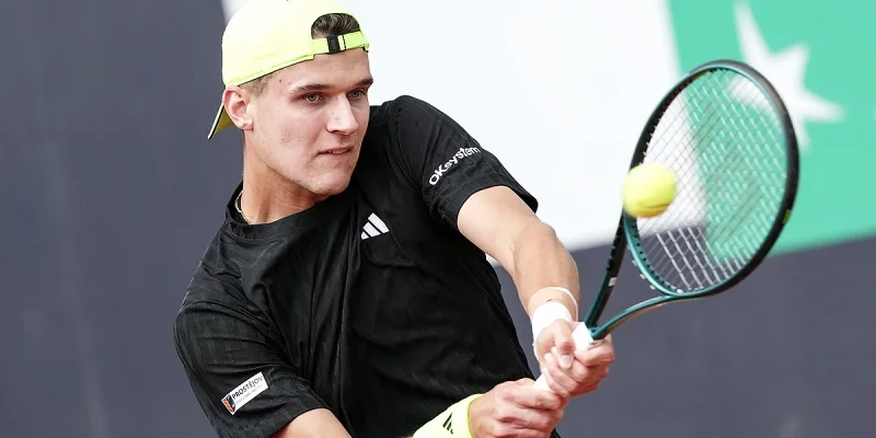 Кэмерон Норри - Якуб Меншик