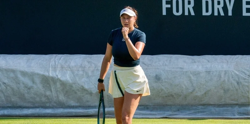 Магдалена Фрех - Аманда Анисимова