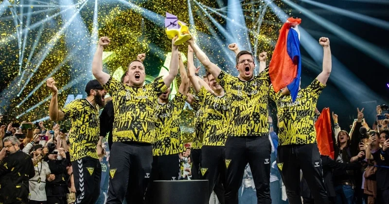 NaVi - Team Vitality