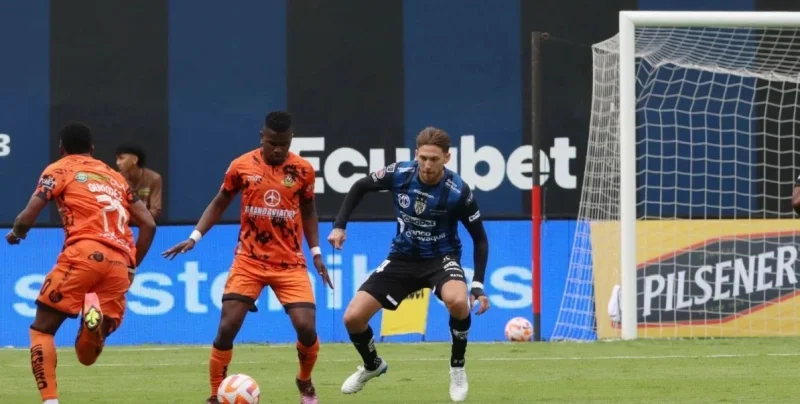 Либертад - Технико Унверситарио Либертад - Технико Унверситарио