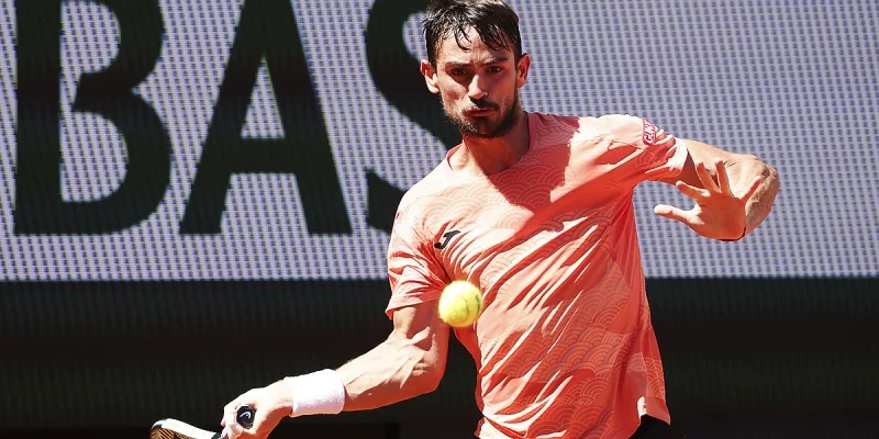 Мариано Навоне - Нишеш Басаваредди