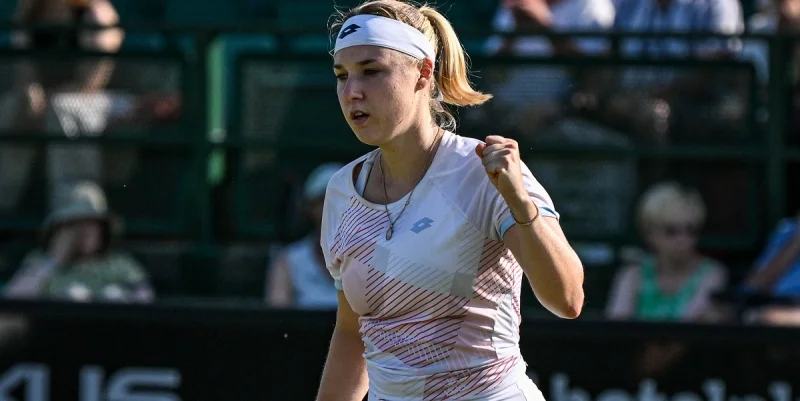 Анна Блинкова - Мари Бузкова