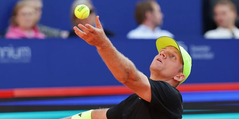 Якуб Меншик - Алехандро Давидович Фокина