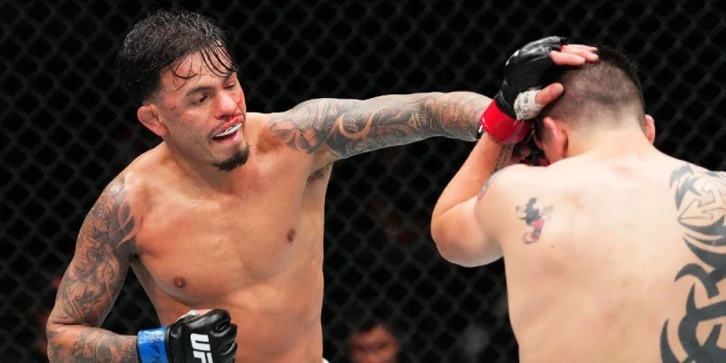 Брэндон Ройвэл - Джошуа Ван Брэндон Ройвэл - Джошуа Ван