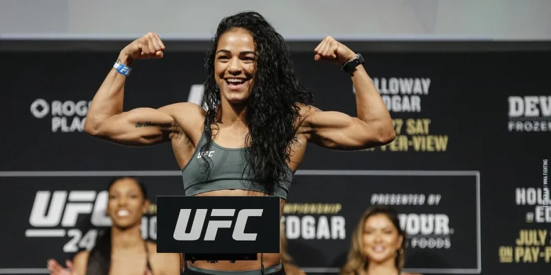 Вивьен Арауджо - Трэйси Кортез Вивьен Арауджо - Трэйси Кортез