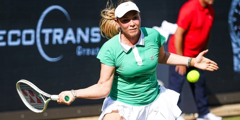 Кимберли Биррелл - Донна Векич