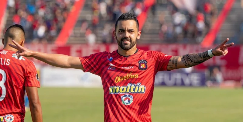 Динамо Пуэрто - Каракас Динамо Пуэрто - Каракас