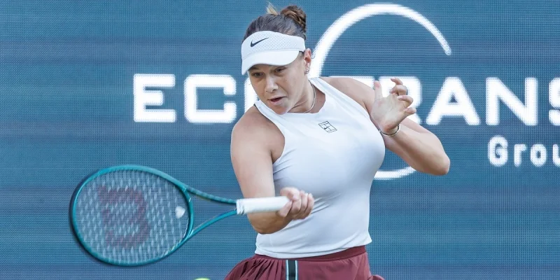 Рената Сарасуа - Аманда Анисимова