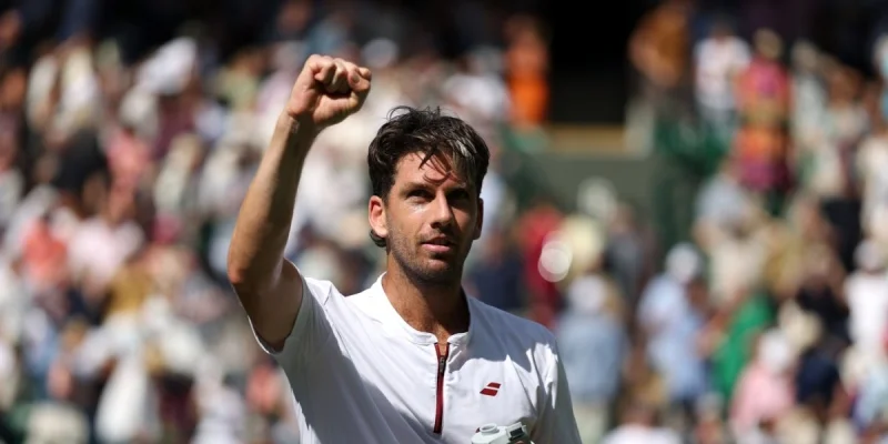 Маттиа Беллуччи - Кэмерон Норри