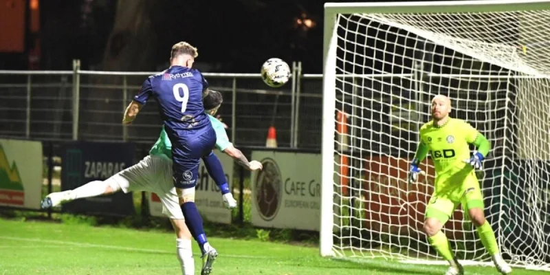 Престон Лайонс - Порт Мельбурн Шаркс Престон Лайонс - Порт Мельбурн Шаркс