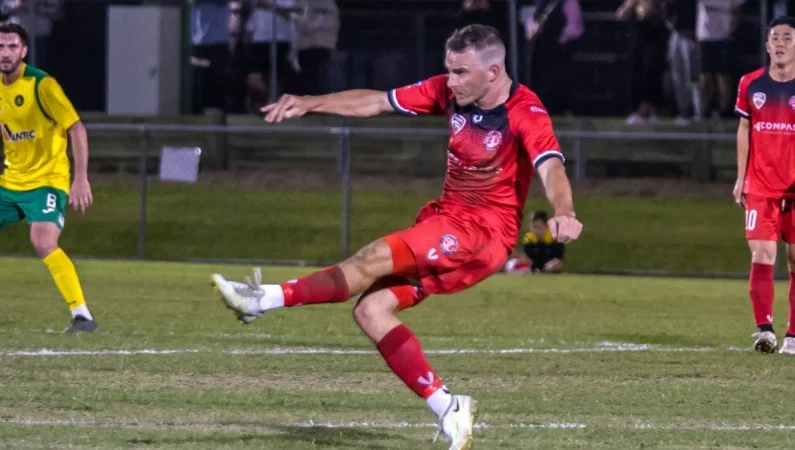 Редлэндс Юнайтед - Рочдейл Роверс Редлэндс Юнайтед - Рочдейл Роверс