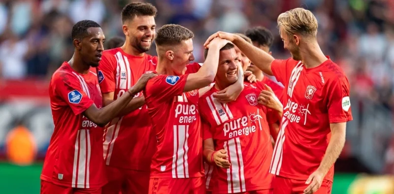 Твенте - Карабах Твенте - Карабах