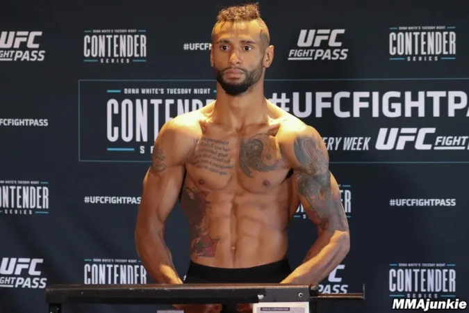 Митч Рамирез - Майк Дэвис Митч Рамирез - Майк Дэвис