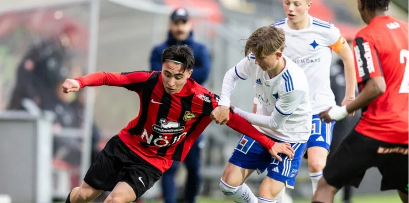 Броммапойкарна - Эстер Броммапойкарна - Эстер