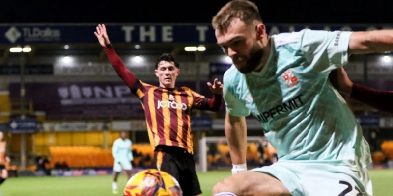 Рединг - Суиндон Таун