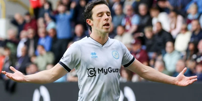 Миллуолл - Нортгемптон Таун Миллуолл - Нортгемптон Таун