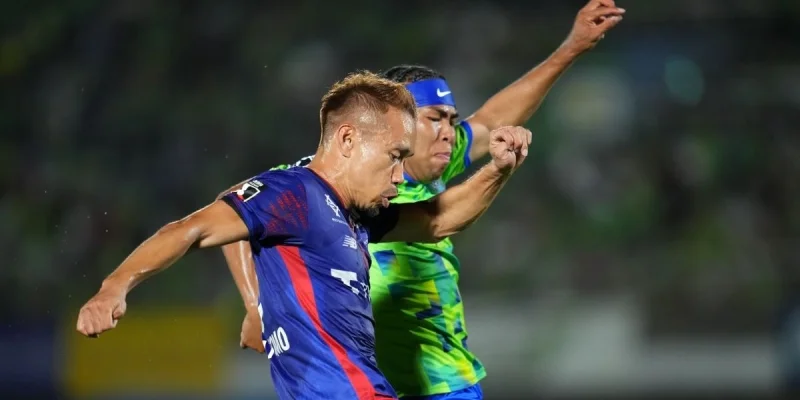 ФК Токио - Оита