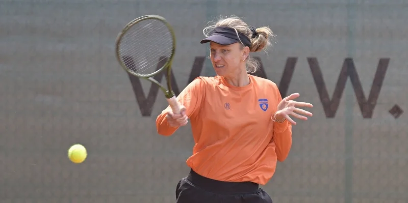 Мона Бартель - Маи Хонтама Мона Бартель - Маи Хонтама