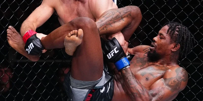 Кевин Холланд - Даниэль Родригес