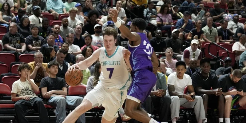 Шарлотт - Сакраменто Шарлотт - Сакраменто