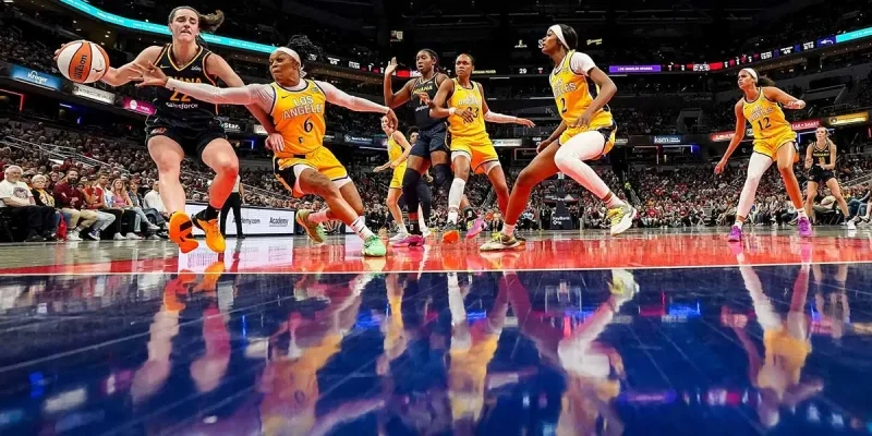 Вашингтон Мистик - Лос-Анджелес Спаркс Вашингтон Мистик - Лос-Анджелес Спаркс