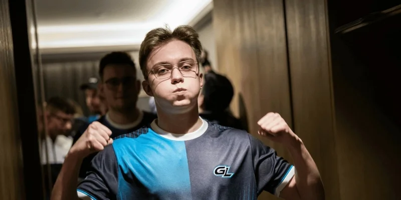 Тим Falcons - Team GamerLegion Тим Falcons - Team GamerLegion