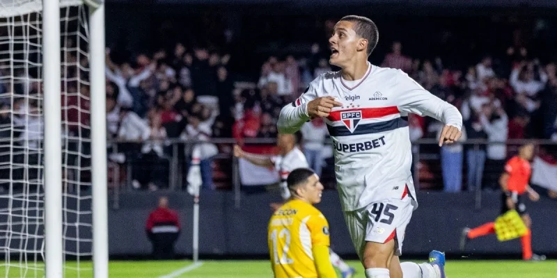 Сан Паулу - Флуминенсе Сан Паулу - Флуминенсе