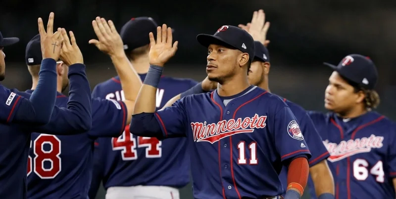 Миннесота Твинс - Бостон Ред Сокс Миннесота Твинс - Бостон Ред Сокс