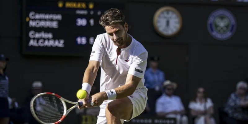 Александар Вукич - Кэмерон Норри