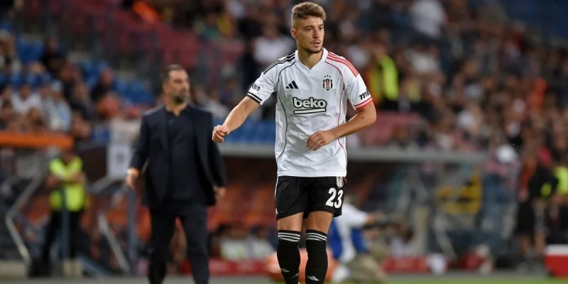 Сент-Патрикс - Бешикташ Сент-Патрикс - Бешикташ