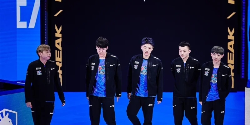 Ultra Prime - Lining Gaming Ultra Prime - Lining Gaming