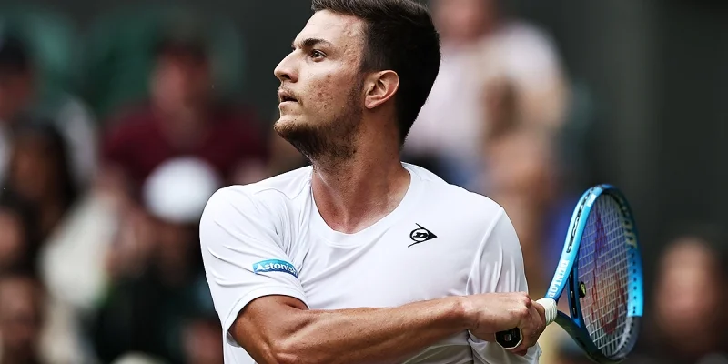 Миомир Кечманович - Итан Куинн