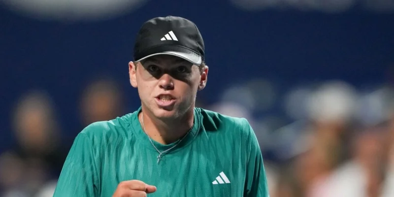 Алекс Микельсен - Корентен Муте Алекс Микельсен - Корентен Муте