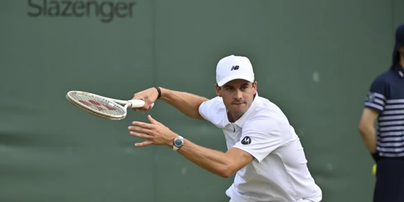 Адриан Маннарино - Томми Пол Адриан Маннарино - Томми Пол