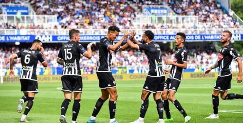 Анже - Париж